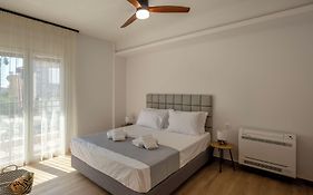 Aiora Suites